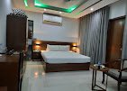 Shikder Abashik Hotel