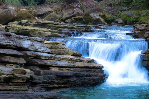 জাদিপাই জলপ্রপাত - JADIPAI WATERFALL
